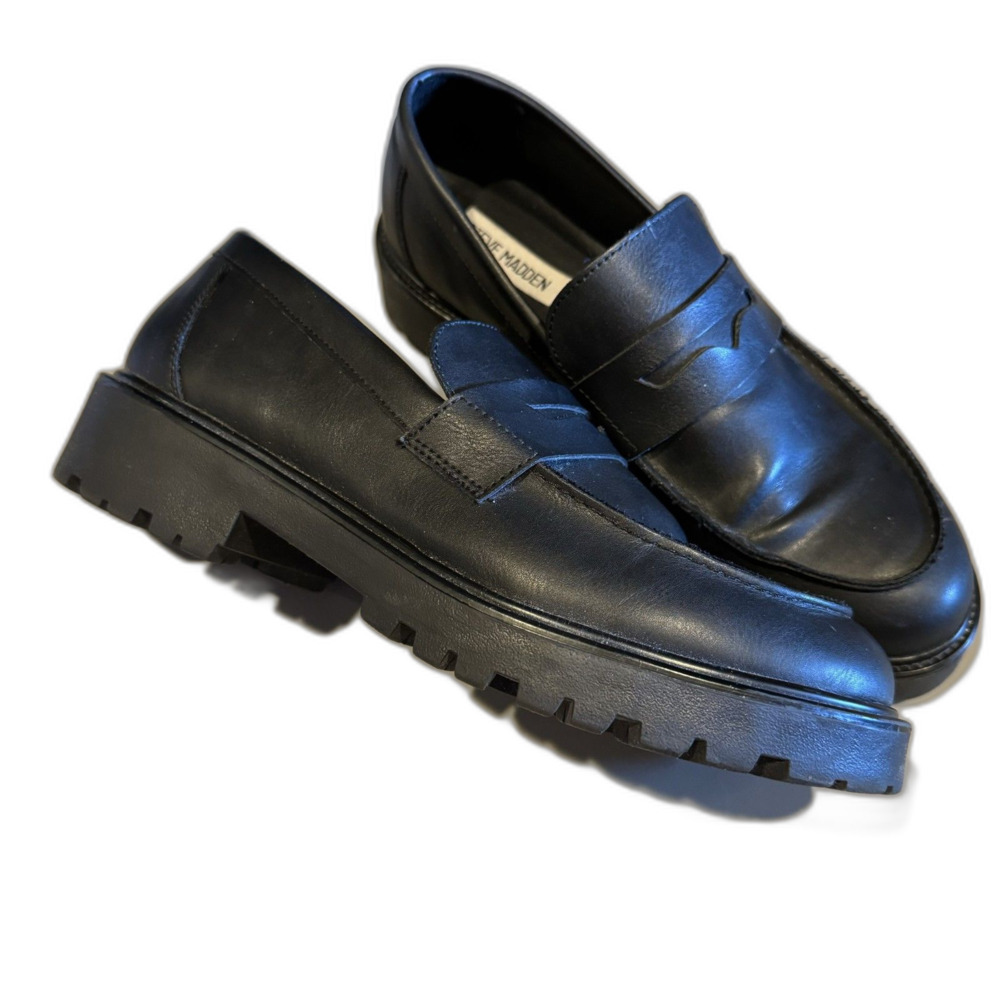 Steve Madden Lotto Loafers Chunky Lug Sole Penny Black Slip On Preppy Women sz 9